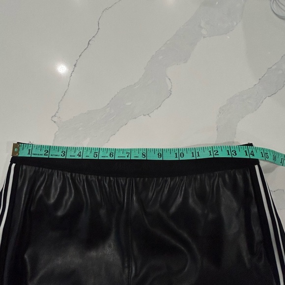 Marc Cain 50/50 Faux Leather & Stretch Fabric Joggers - Picture 10 of 13